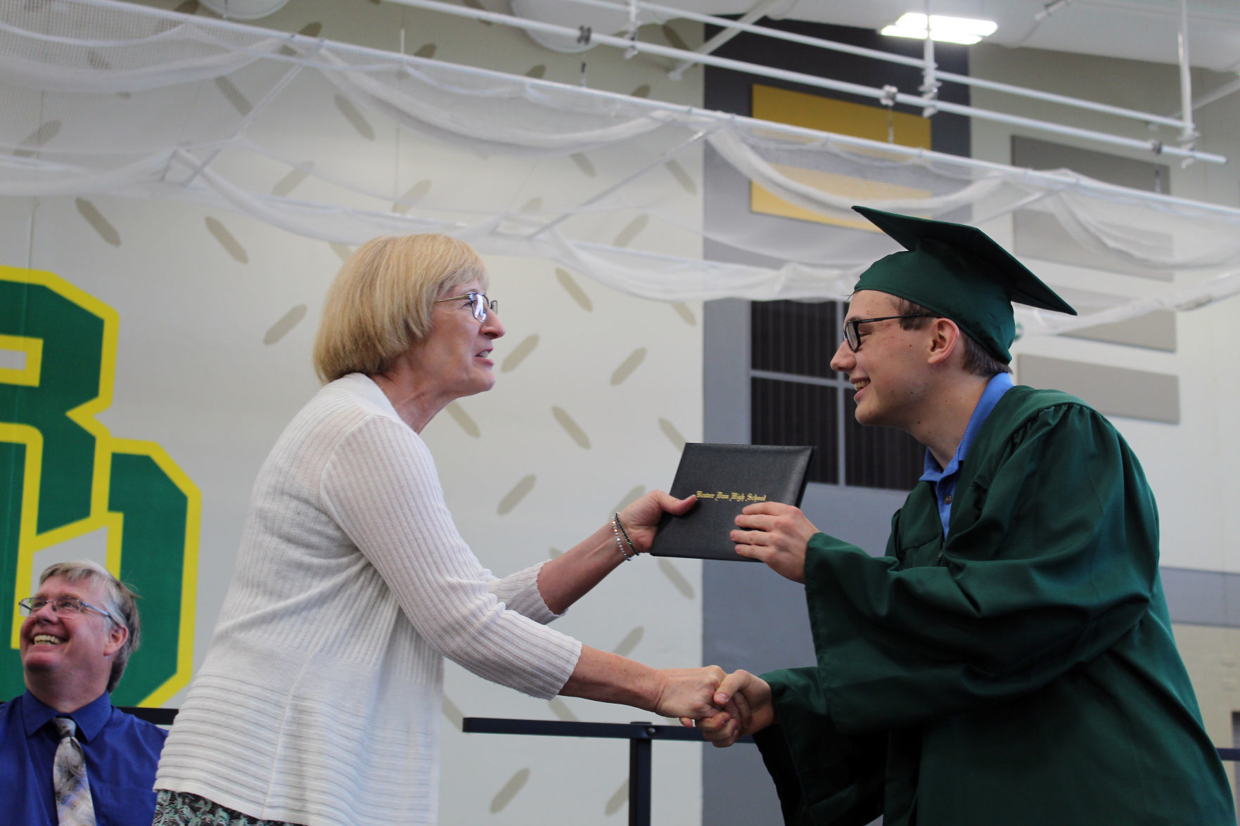 060219-ctzn-news-bd-grad112.jpg